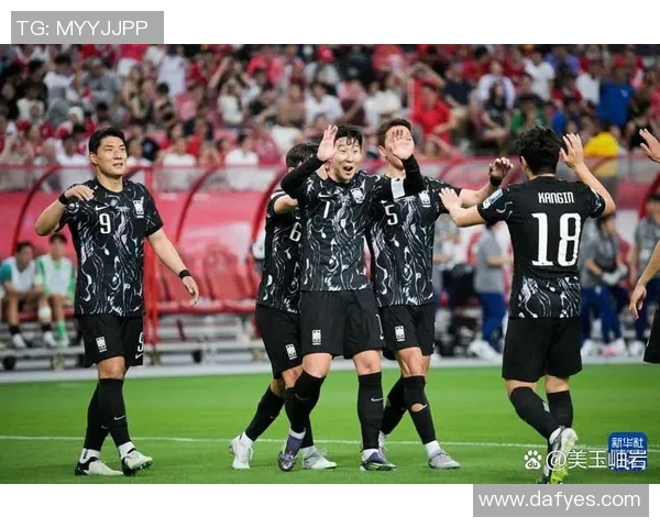 足球场球星精彩瞬间定格高清大图展现足球之美与力量